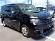 トヨタ ヴォクシー